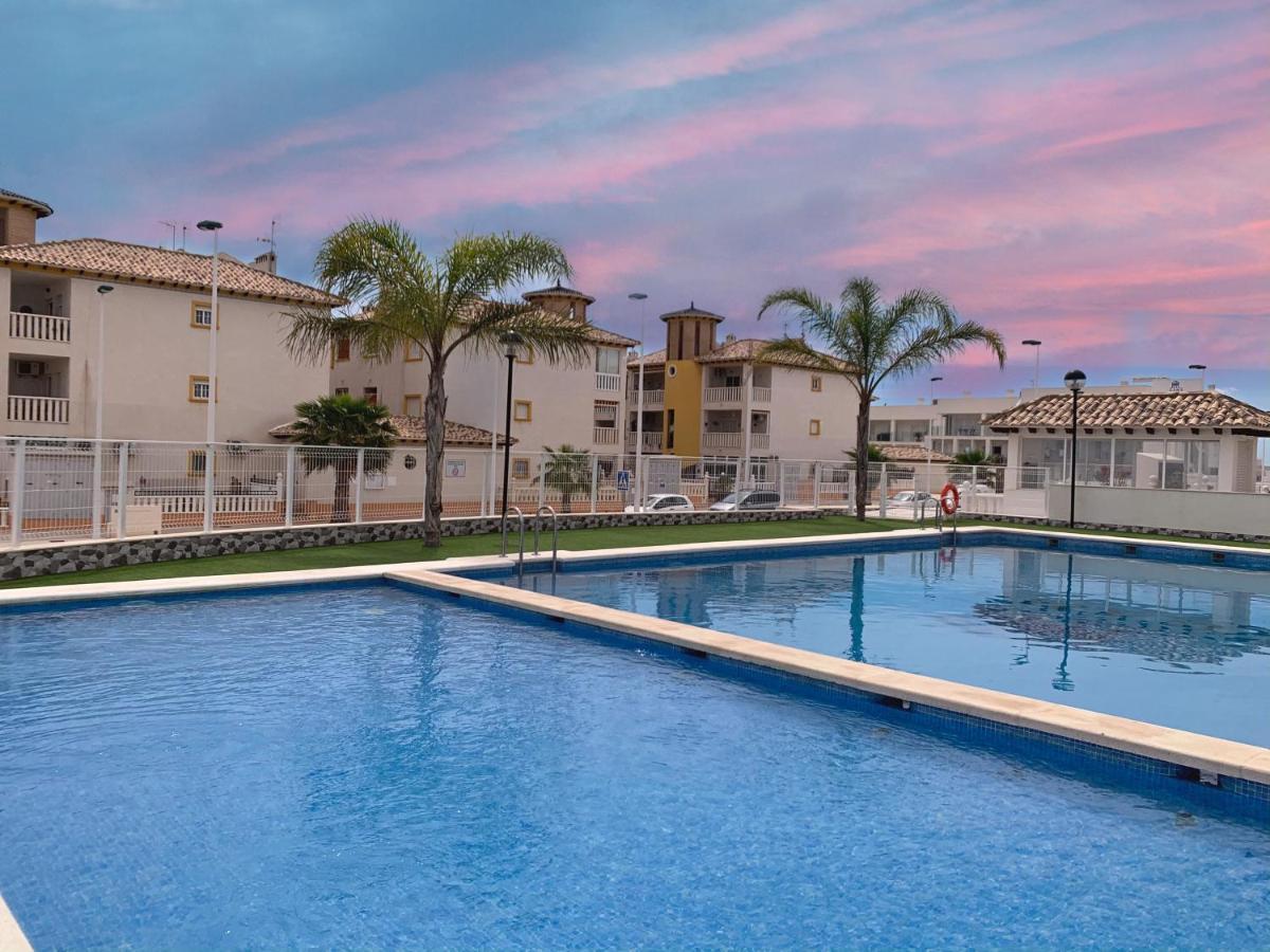 Residencial El Pinet Beach La Mariña Eksteriør bilde
